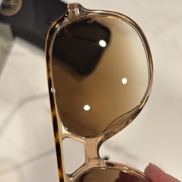 Ray Ban RB2198 Bill sunglasses, like new 🤎 - Picture 8 of 9